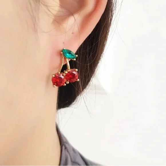 Kate Spade Ma Cherie cherry stud yellow gold earrings NEW - Picture 3 of 3
